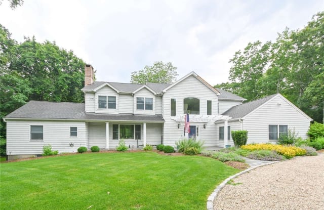 5700 Nassau Point Road - 5700 Nassau Point Road, Cutchogue, NY 11935