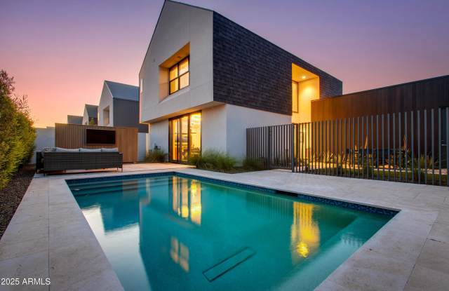 1333 E POMELO GROVE Lane Gallery 1