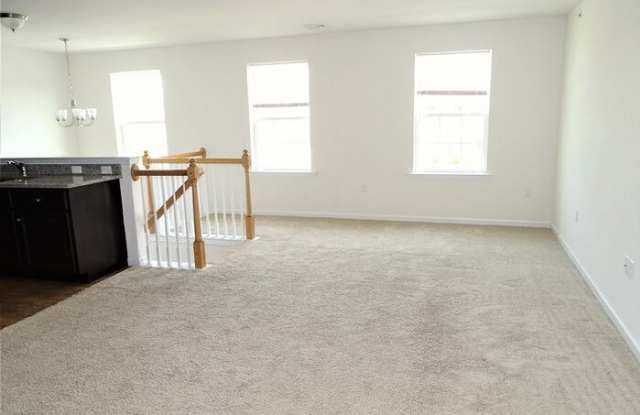 212 Erin Court Gallery 3