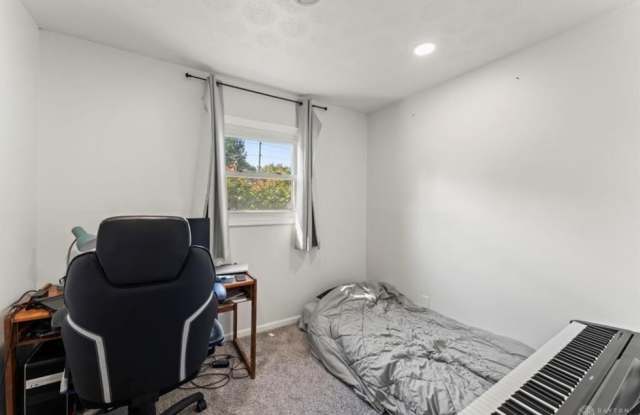 1630 Falke Drive photos photos