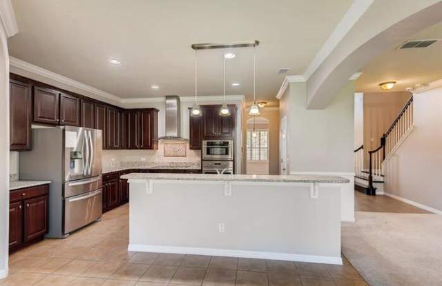 15539 Firelight Drive Gallery 4