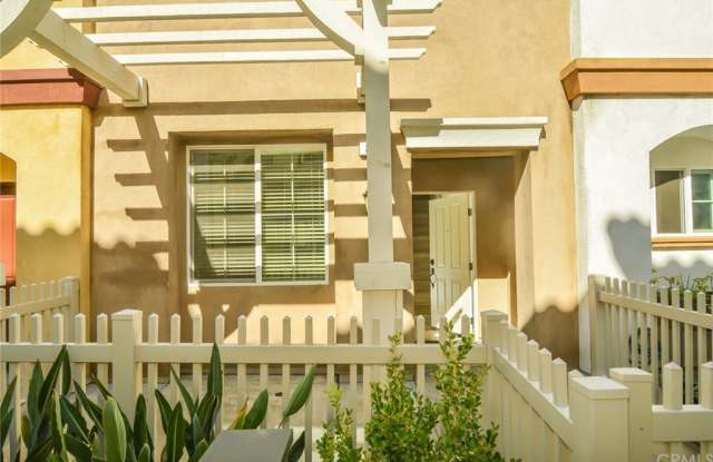 848 E Fielding Street Gallery 2