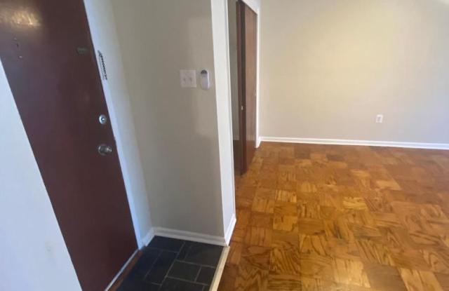 4401 LEE HWY #65 - 4401 Lee Highway, Arlington, VA 22207