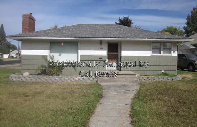 2338 W Walton photos photos