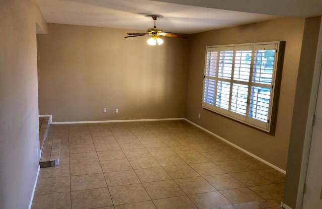 3849 West Mandalay Lane Gallery 2