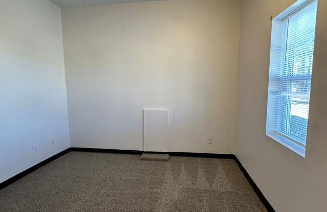 3 Bed 1 Bath Apartment Utilities Included Gallery 2