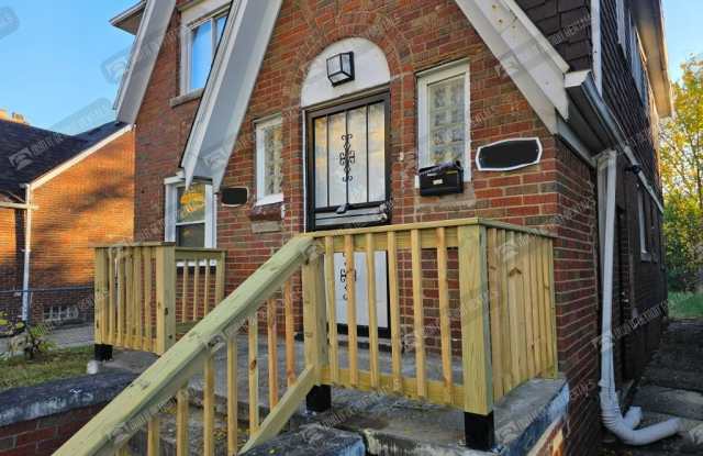 14602 Winthrop  2 Gallery 2