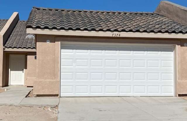 DESERT SKY TOWNHOME - 7374 East 39th Street, Yuma, AZ 85365