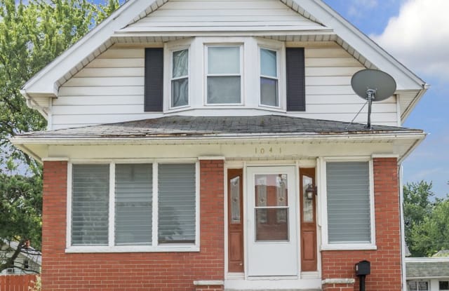 1041 Alcott Street - 1041 Alcott Street, Toledo, OH 43612