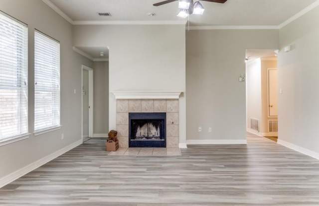 324 Cherrywood Trail Gallery 4