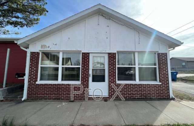 210 W 22nd St photos photos