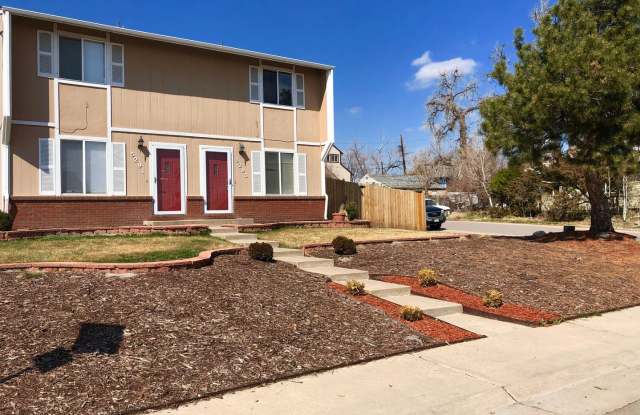Newly Renovated 2-Bedroom, 1-Bathroom Unit! photos photos