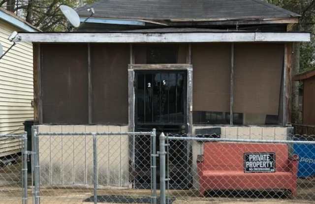 215 Ave G photos photos