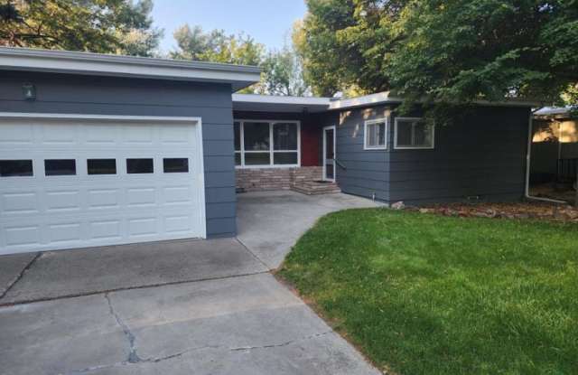 2024 Green Terrace Dr - 2024 Green Terrace Drive, Billings, MT 59102