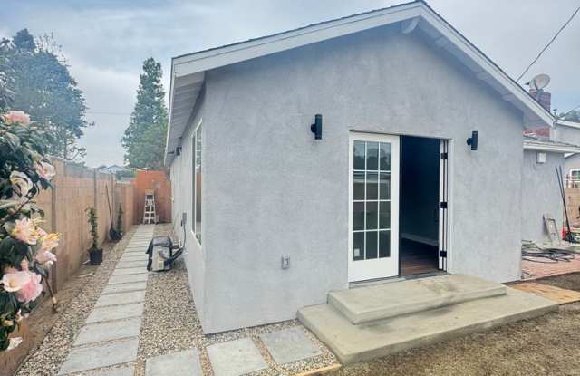 NEW AND BEAUTIFUL PRIVATE ADU photos photos