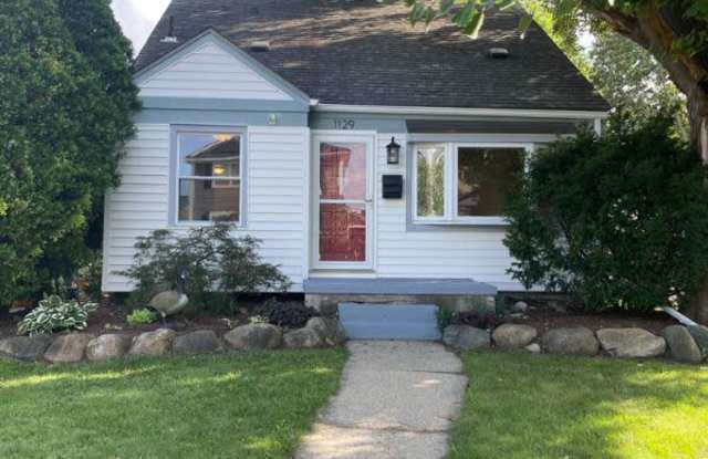 1129 W. Windemere - 1129 West Windemere Avenue, Royal Oak, MI 48073 1129 W. Windemere - 1129 West Windemere Avenue, Royal Oak, MI 48073