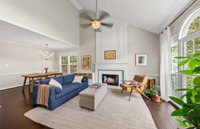 4006 Kettering Drive Gallery 3