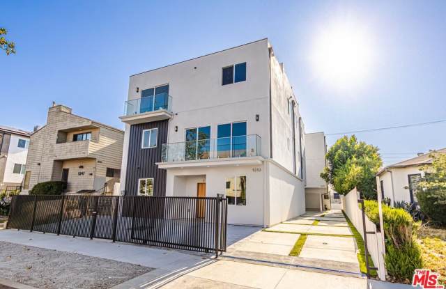 5251 Agnes Ave photos photos