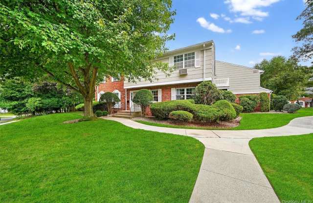 218 Doxbury Lane photos photos
