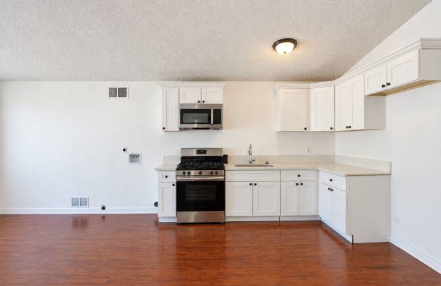1166 Minerva Court Gallery 4