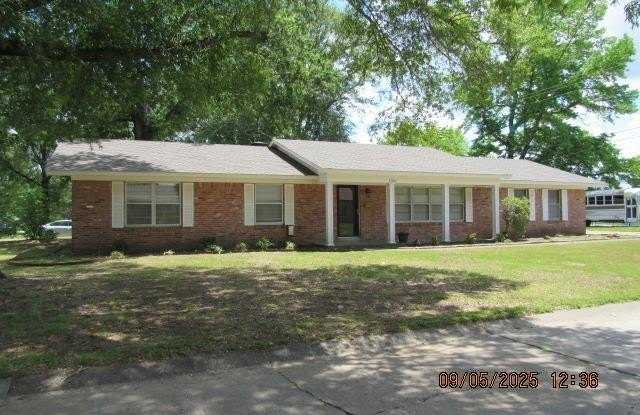 1306 Bellemeade Drive photos photos