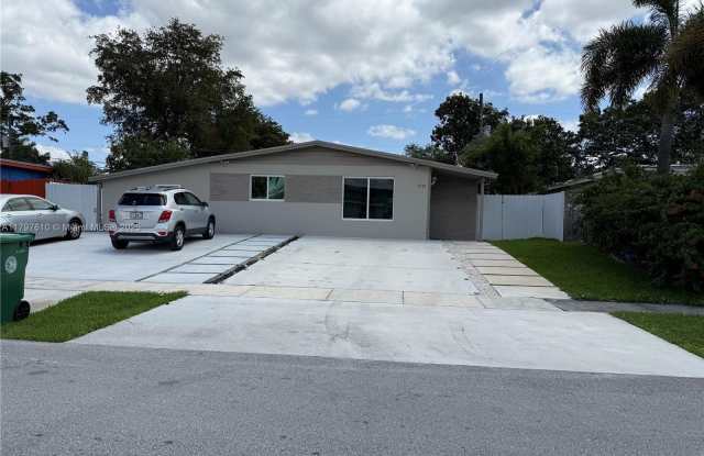 3770 SW 58th Ter - 3770 Southwest 58th Terrace, Davie, FL 33314 3770 SW 58th Ter - 3770 Southwest 58th Terrace, Davie, FL 33314