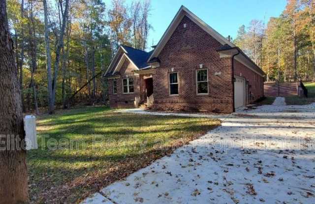 550 Cottonfield Cir Gallery 1