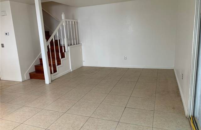 5243 Prism Place Gallery 3