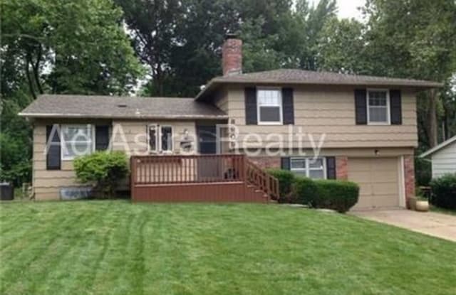 8909 W 71st St - 8909 West 71st Street, Merriam, KS 66204