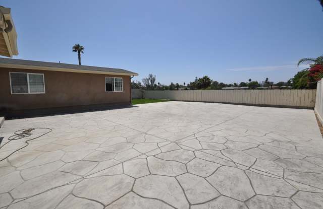 6BD/3BA, Canyon Views!! (Lease out, pending signatures. Check back in a few days!) Gallery 4
