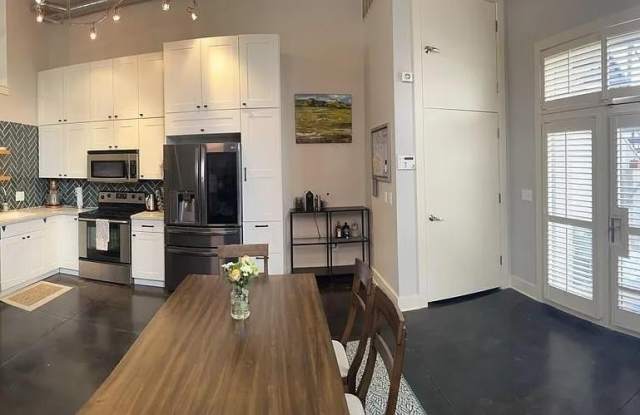 672 W 11 Mile Road Gallery 4