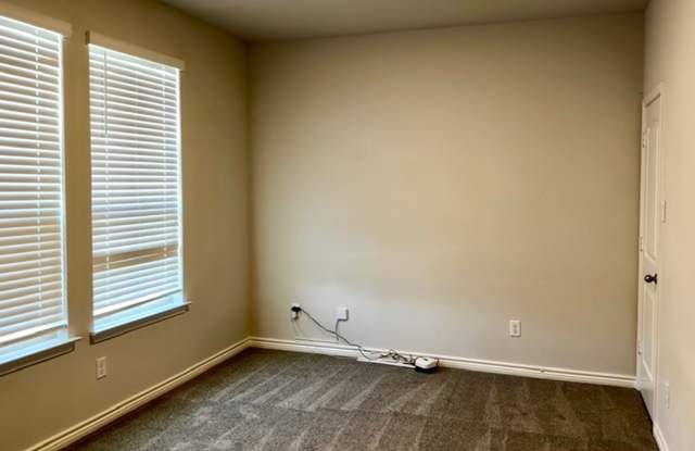 Two Story Home - China Spring ISD Gallery 3