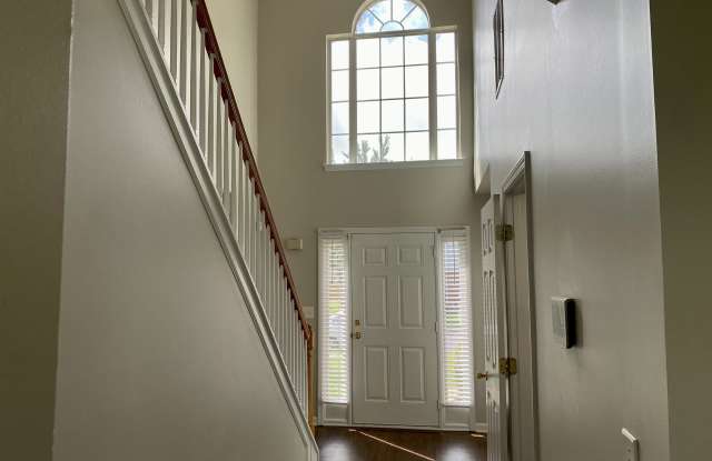 456 Parkside Way Gallery 2
