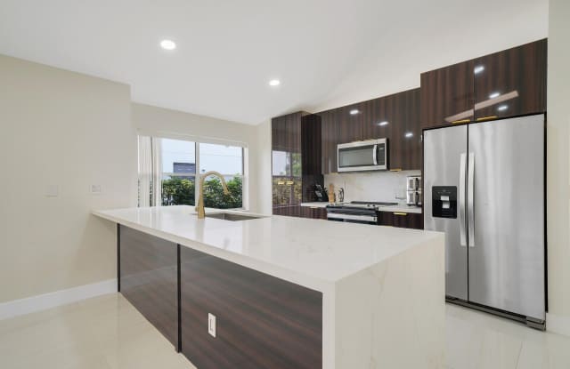 8599 Tourmaline Boulevard Gallery 1