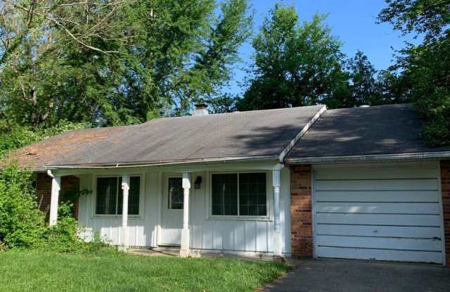 912 W. Meadow Ln - 912 West Meadow Lane, Bloomington, IN 47404