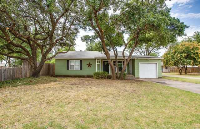 Pre Leasing for fall 2026! 2/1 in Tech Terrace photos photos