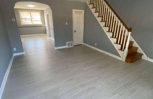 3 Bedroom and 1 Bathroom House in Northeast Philly Available Aug 1st photos photos