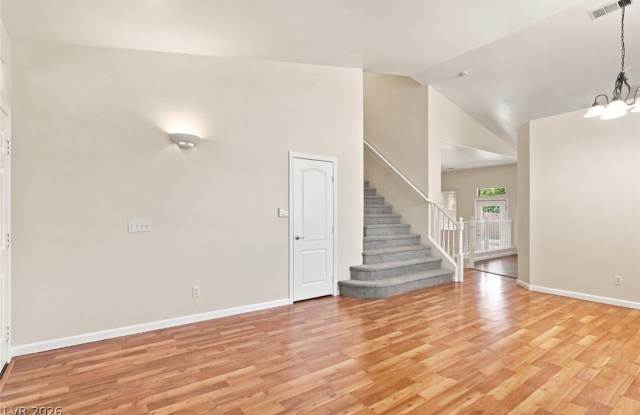 7589 Splashing Rock Drive Gallery 2