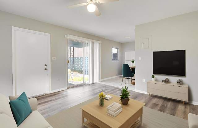1327 West Point Dr - Unit A Gallery 4