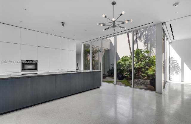 1665 Alton Road photos photos