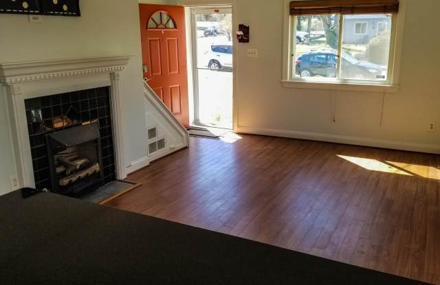 2302 FAIRVIEW TERRACE Gallery 3