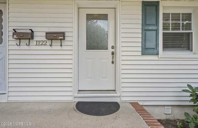 1122 Pine Bluff Avenue Gallery 3