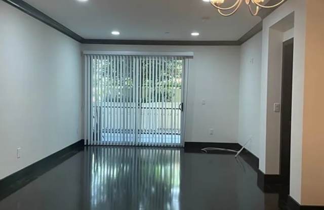 Bloomfield - 10625 photos photos