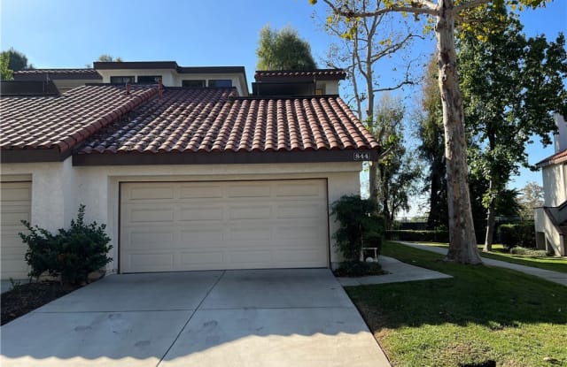 844 Trinity Lane - 844 Trinity Lane, Claremont, CA 91711