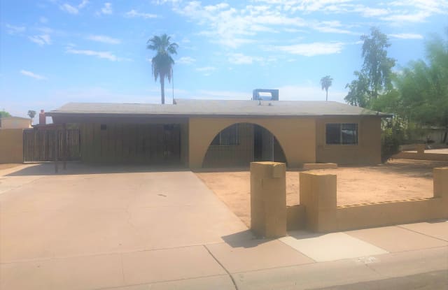 2525 N 72nd Avenue - 2525 North 72nd Avenue, Phoenix, AZ 85035
