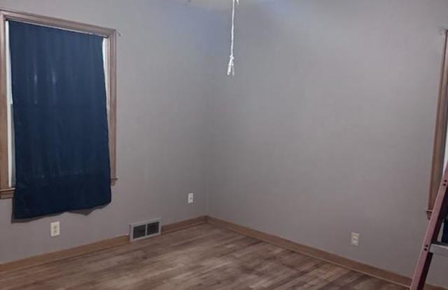 2920 Woodland Ave. Gallery 4