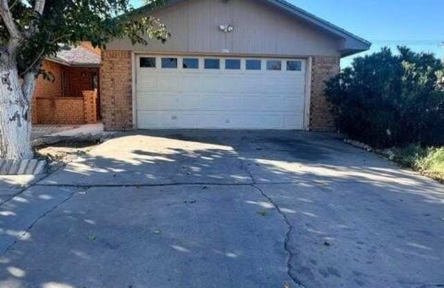 386 MCCUNE Road Gallery 3