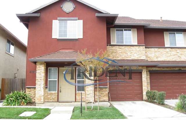 3 bedroom, 2 1/2 bath halfplex/townhouse photos photos