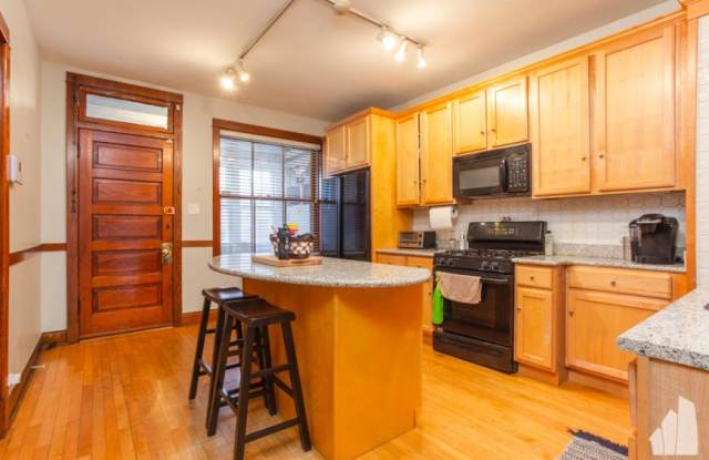 1538 West Wrightwood Avenue photos photos