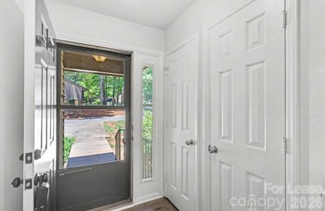 988 Cranberry Circle Gallery 3